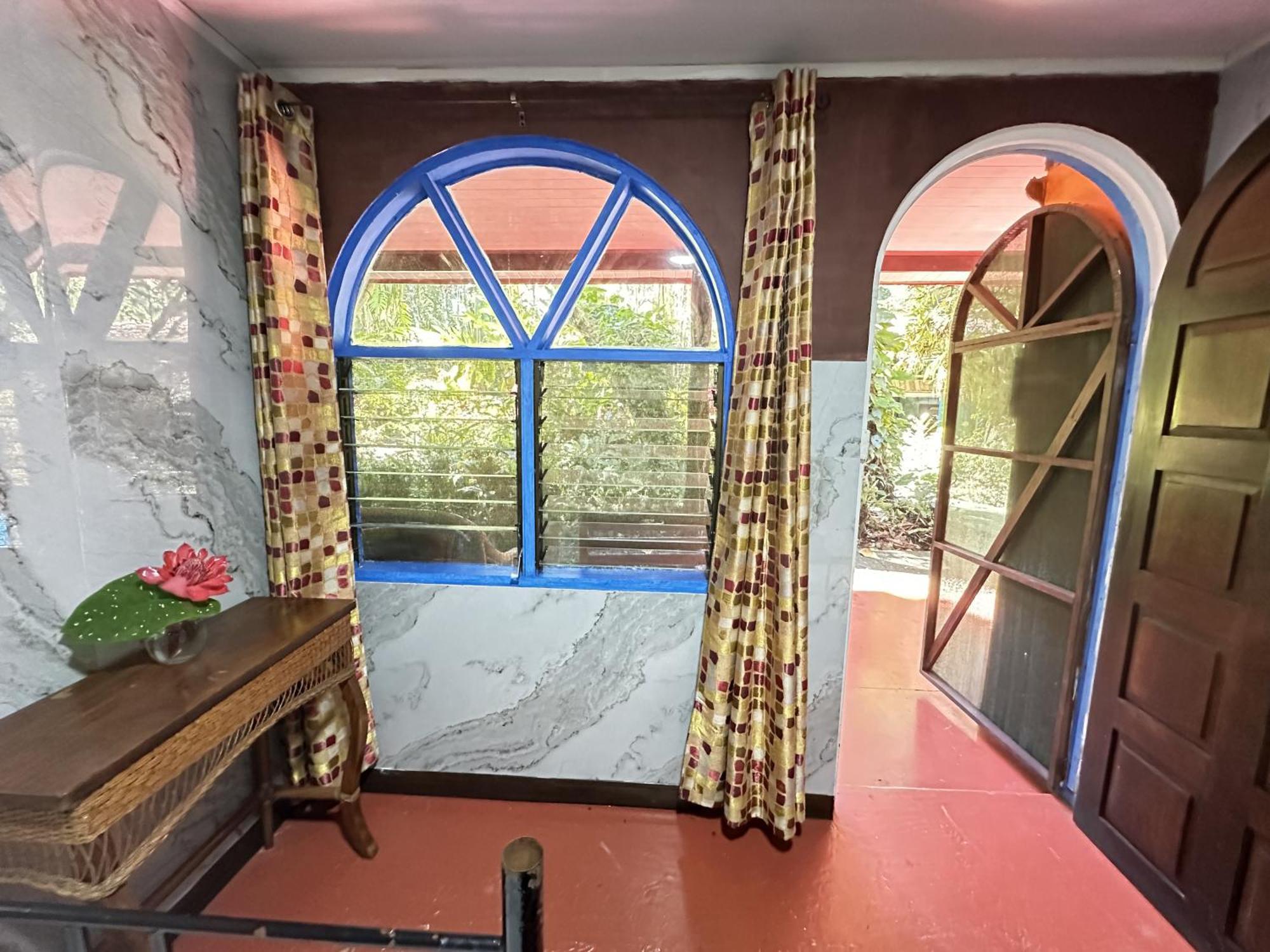 La Palapa Hut Nature Hostel Пуэрто-Хименес Экстерьер фото